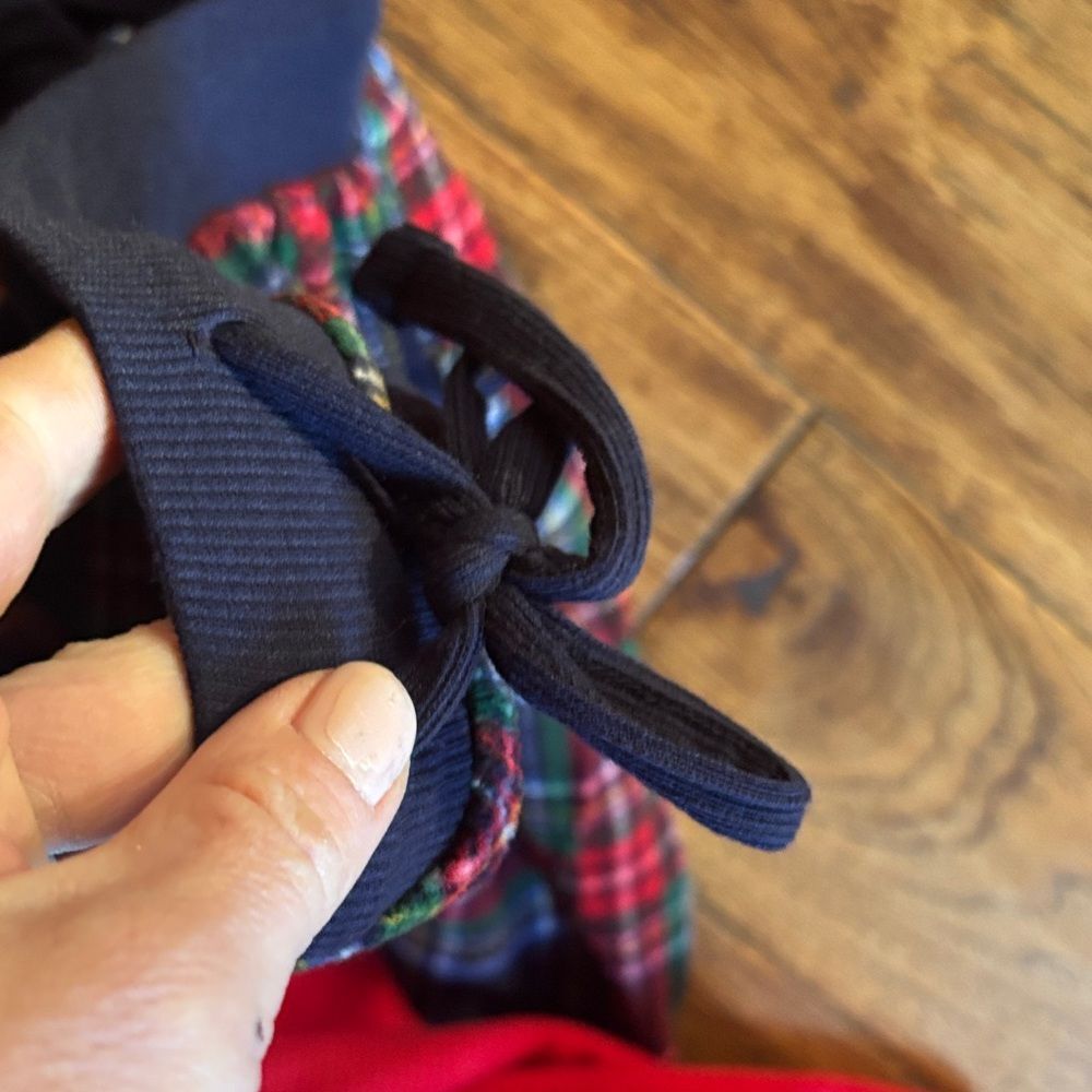 Eddie Bauer Red Plaid Reindeer Pajama Set - Picture 8 of 10